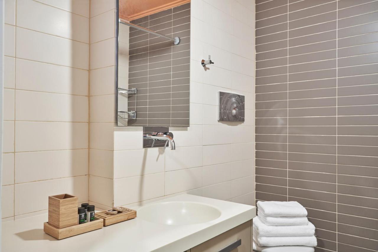 Contemporary & Comfy Apt Next To Acropolis Museum Athens Ngoại thất bức ảnh